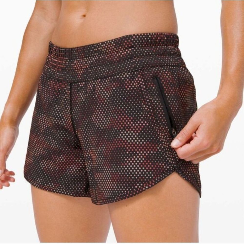 Lululemon Tracker Short Reflective  Size 4 (XS-S)